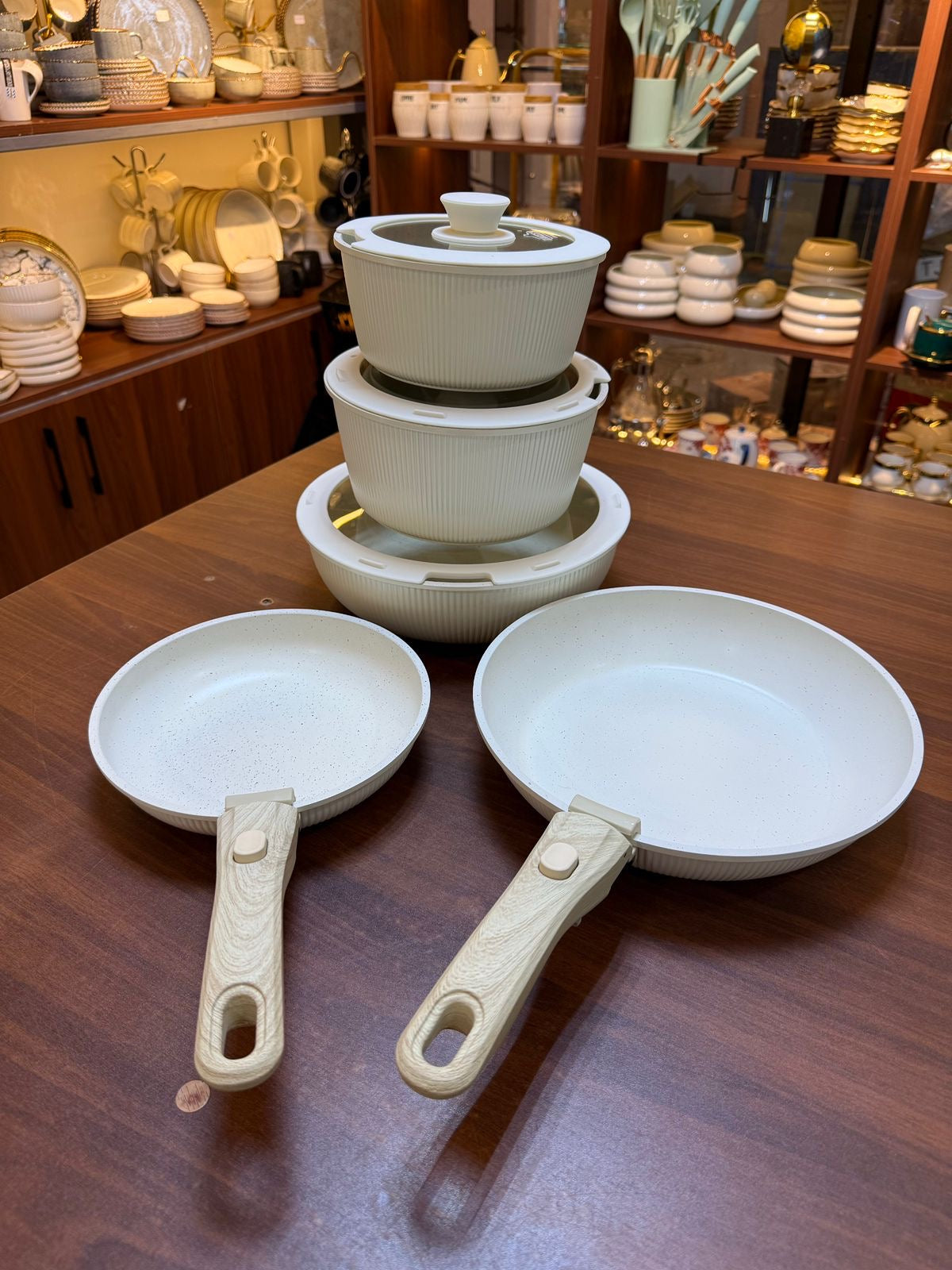 Uakeen Ceramic 10-Piece Cookware Set with Removable Handles