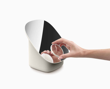 Rear view of the Viva pedestal mirror and its base.