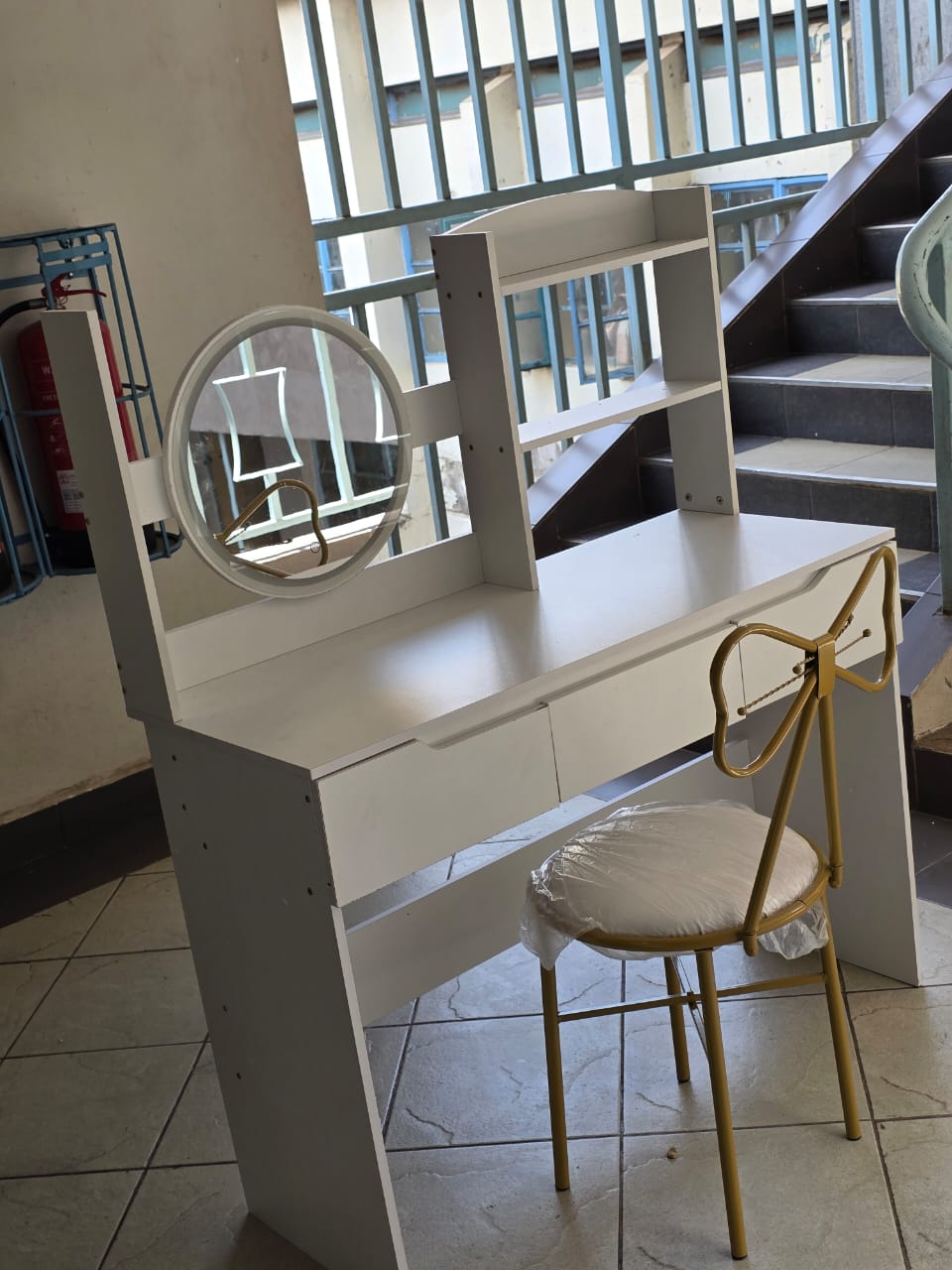 Dressing table set
