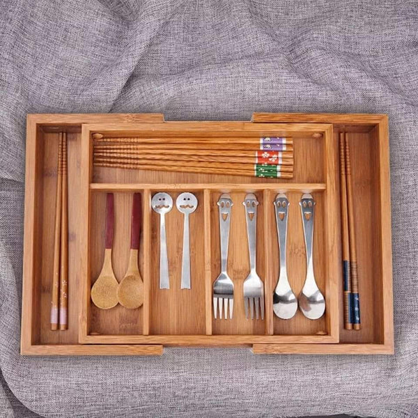 Extendable Cutlery Tray, 6-7 Adjustable Compartments Kitchen Drawer Organizer and Utensil Organizer, Perfect Utensil Holder and Cutlery Tray in Home Kitchen, Office