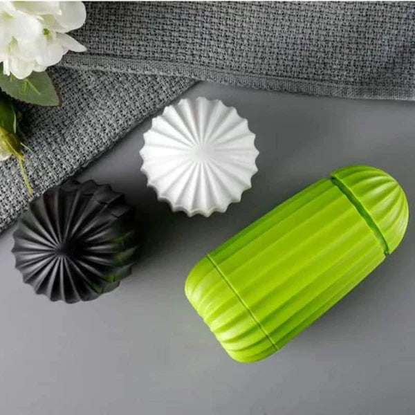 Retractable Toothpick Holder