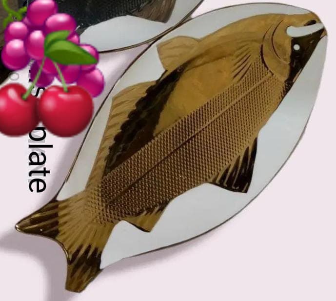 Gold fish plate Big  1pc