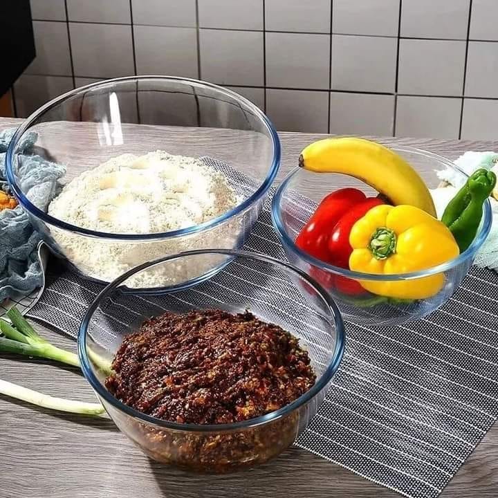 High borosilicate Glass Bowls 
Perfect for baking/serving.