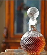 1L Thick glass whisky bottle  with air tight Tot cork