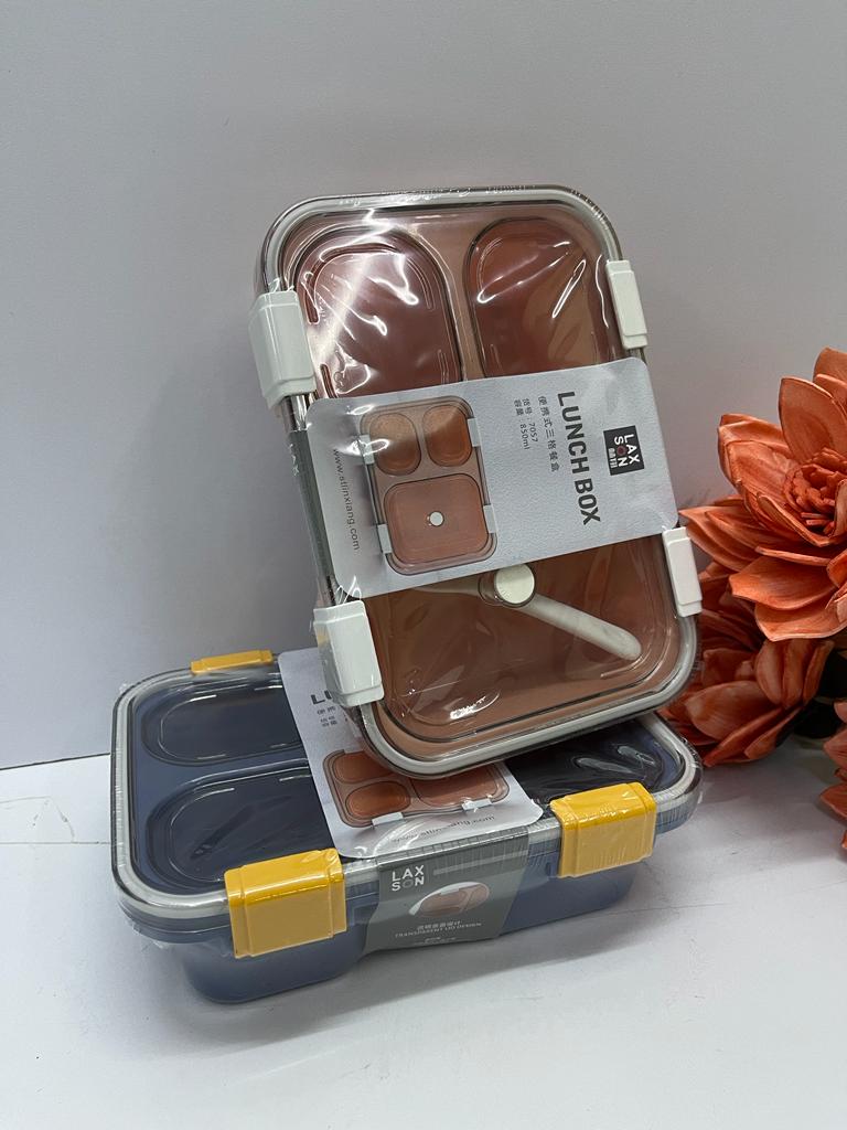 3 grid Microwave friendly snack/food box, with china fork