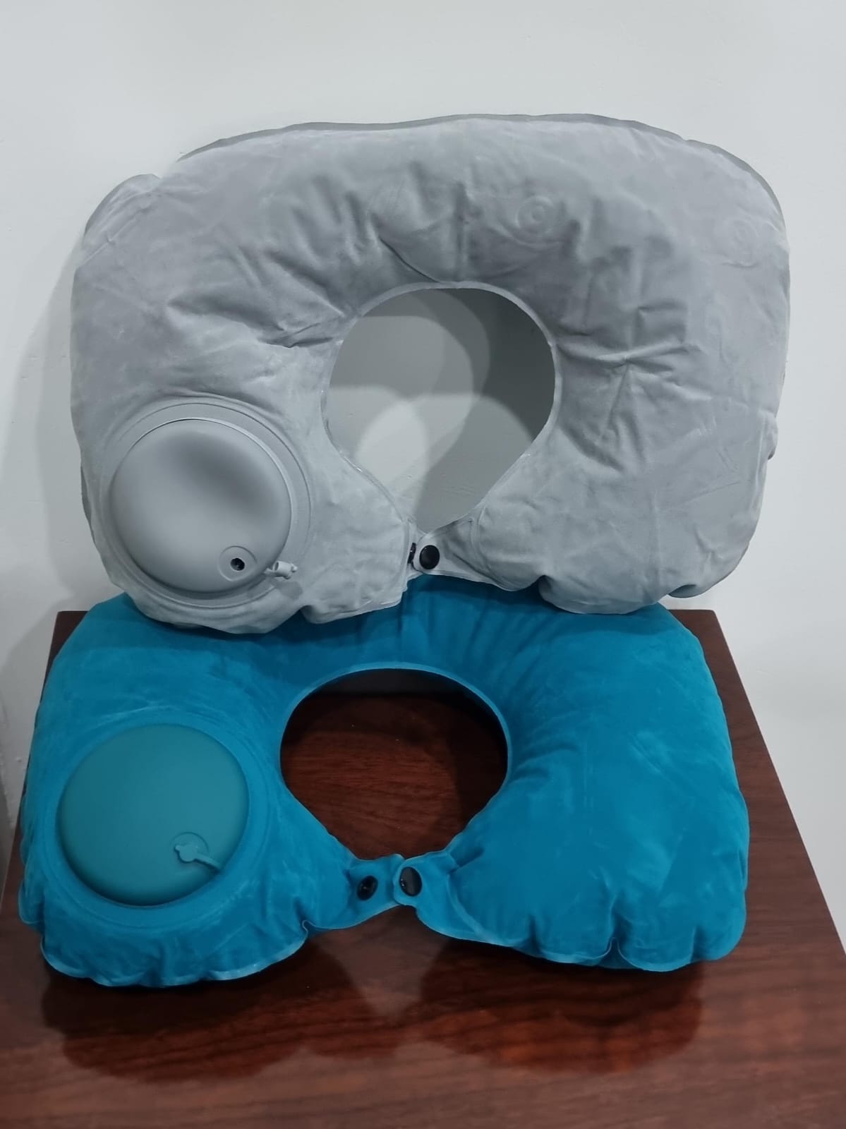 inflatable travel neck pillow