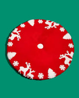 Snow flakes Christmas tree skirt
