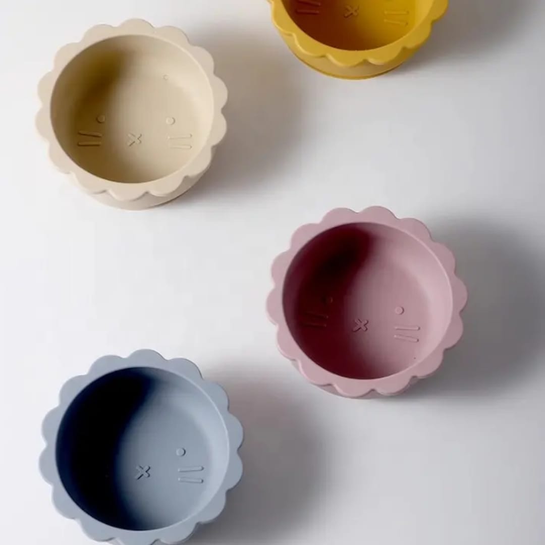 Silicone toddler feeding bowl