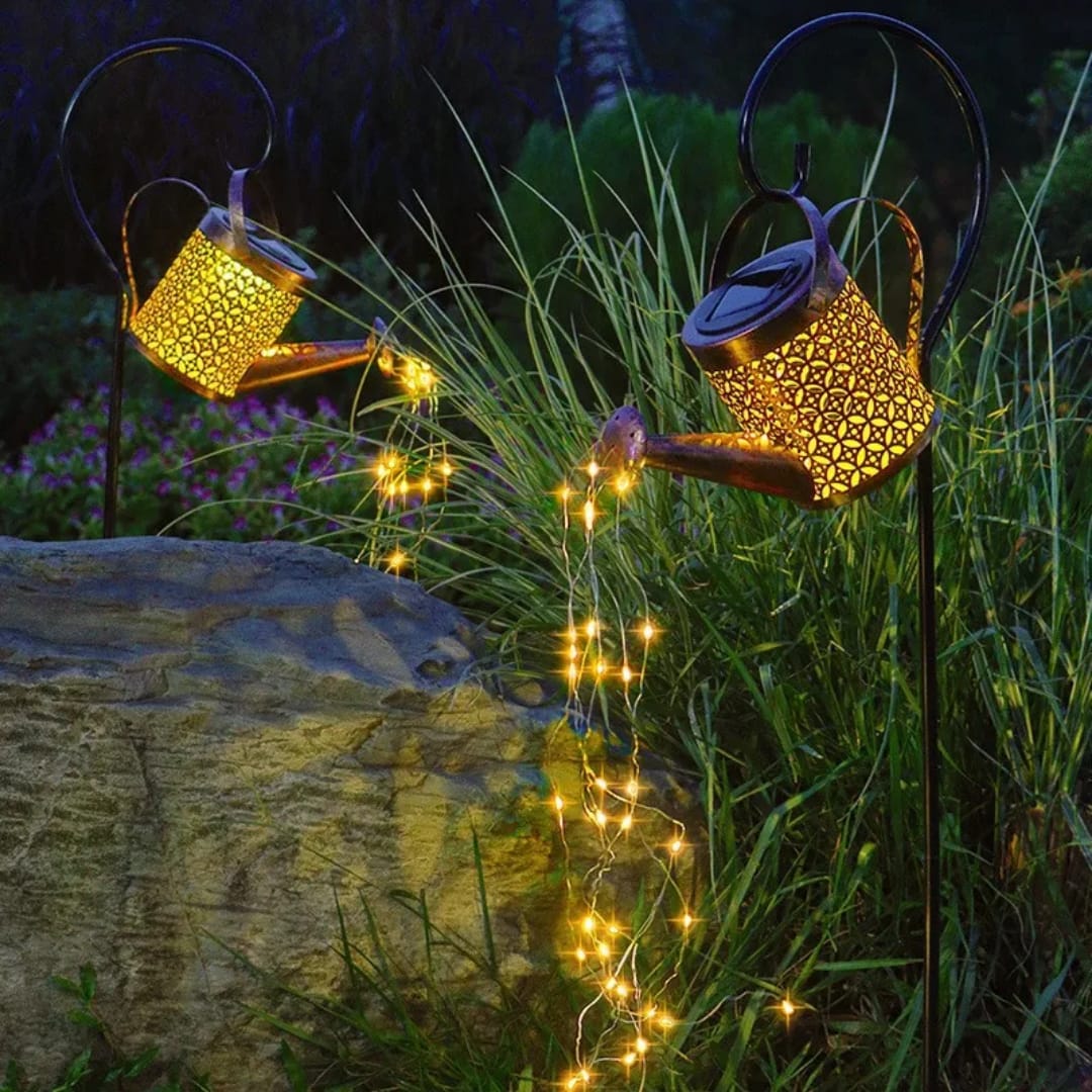 Solar Watering Can light With Shepherd Hook