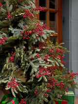 Christmas Berry Branches – Set of 10 Decorative Artificial Stems (26cm)