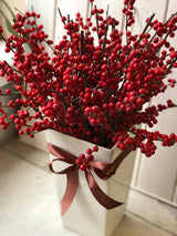 Christmas Berry Branches – Set of 10 Decorative Artificial Stems (26cm)