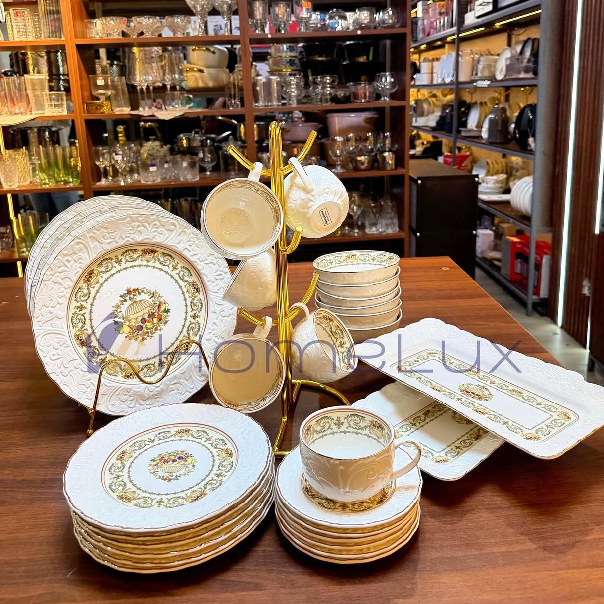 Danny Home 32-Piece Porcelain Dinnerware Set | Blue Floral Gold Edge Dinner Set with Cups, Saucers, Bowls & Oval Platter
