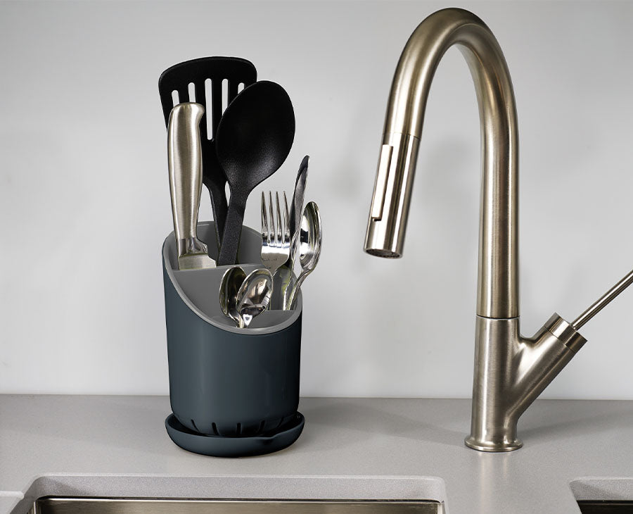 The Dock drainer filled with cutlery, showing the tiers in use.