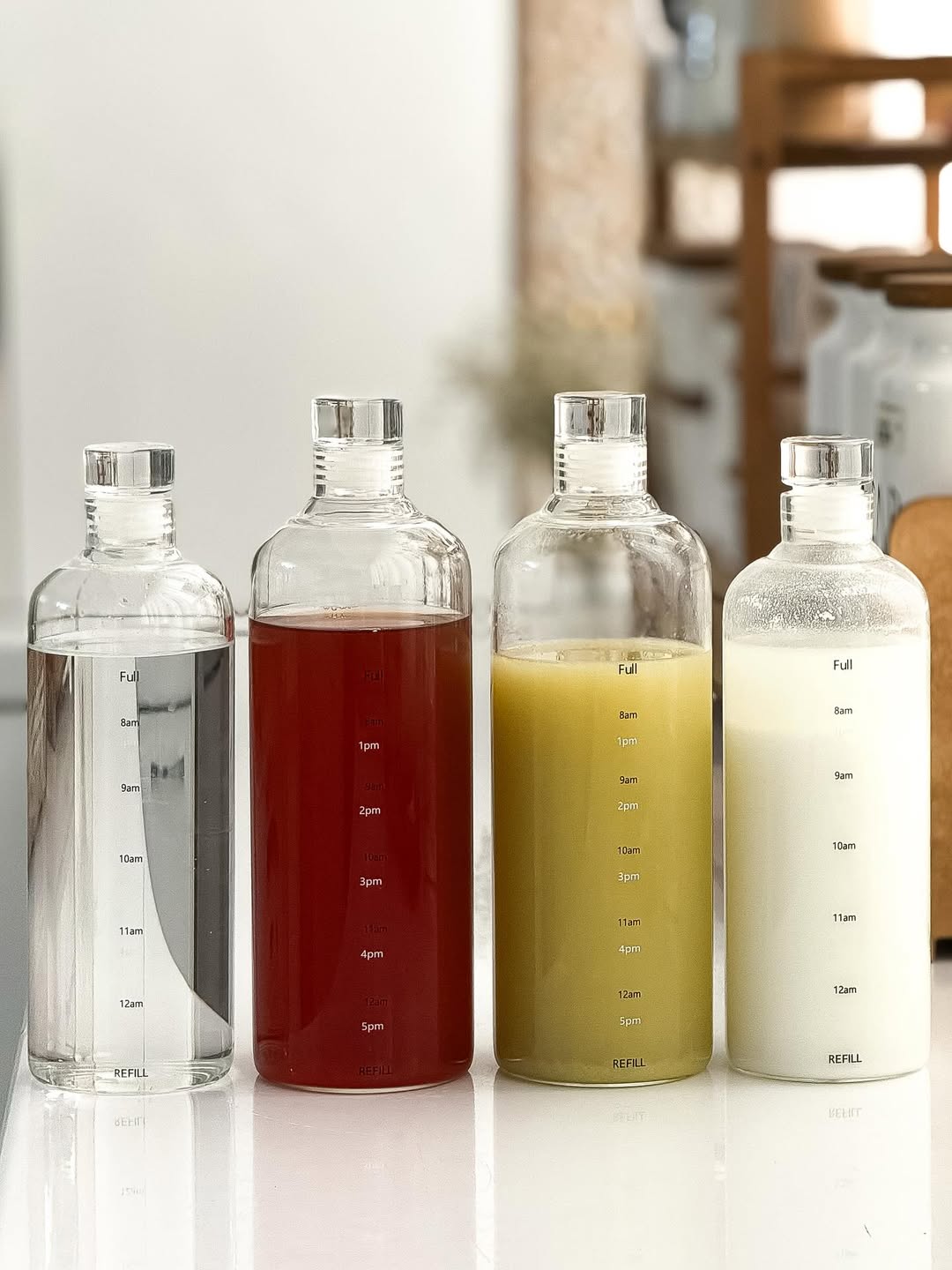 Multi Purpose Borosilicate Glass Storage Bottles 550ml and 750ml with Airtight Lid for Beverages Fridge Use