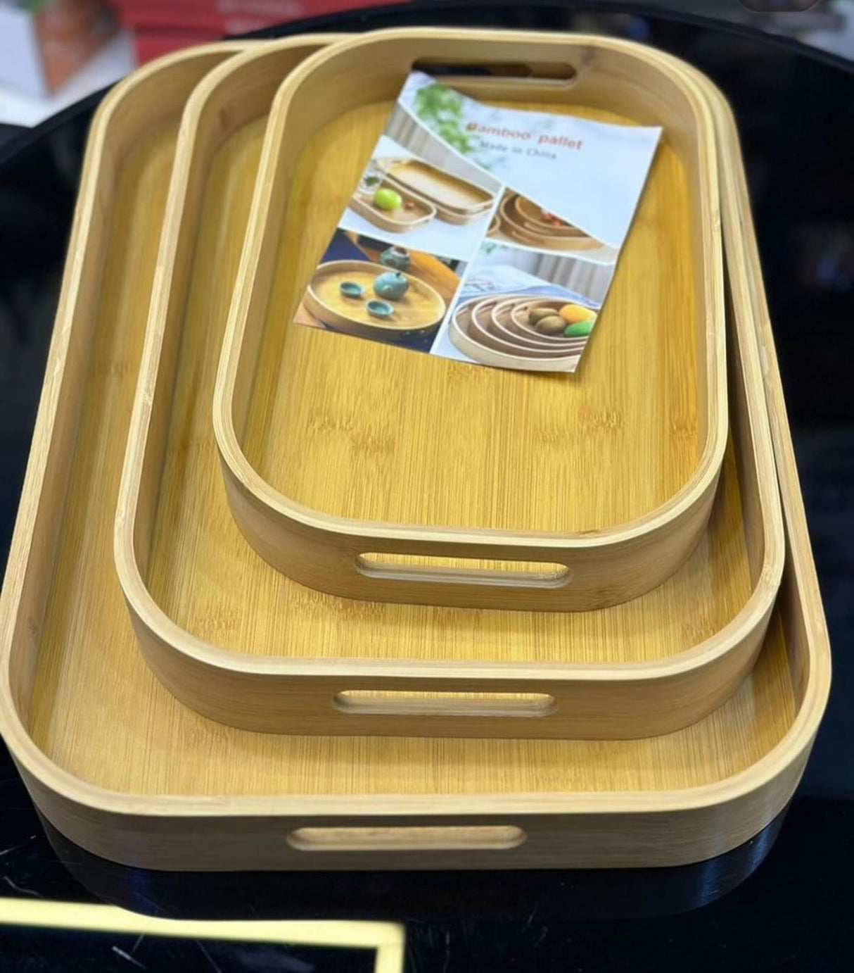 Multi-functional Round Bamboo Serving Trays Wooden Food Trays with Customised Handles – For Home Decor, Breakfast, Tea & Household Use