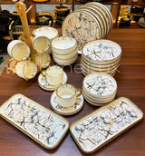 32pcs Beautiful Elegant Porcelain Dinner Set Transform Your Dining Table