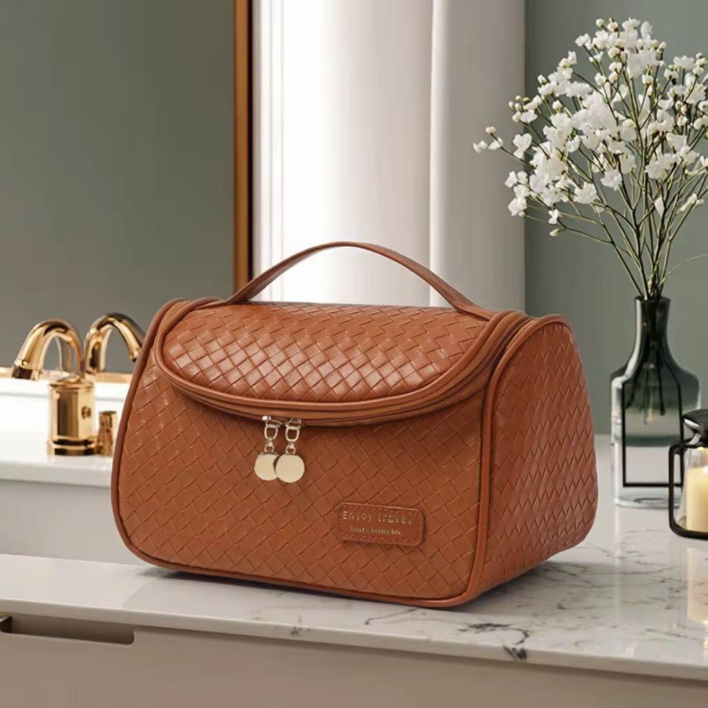 Leather Makeup & Cosmetics Organizer Travel Bag | Portable Vanity Bag