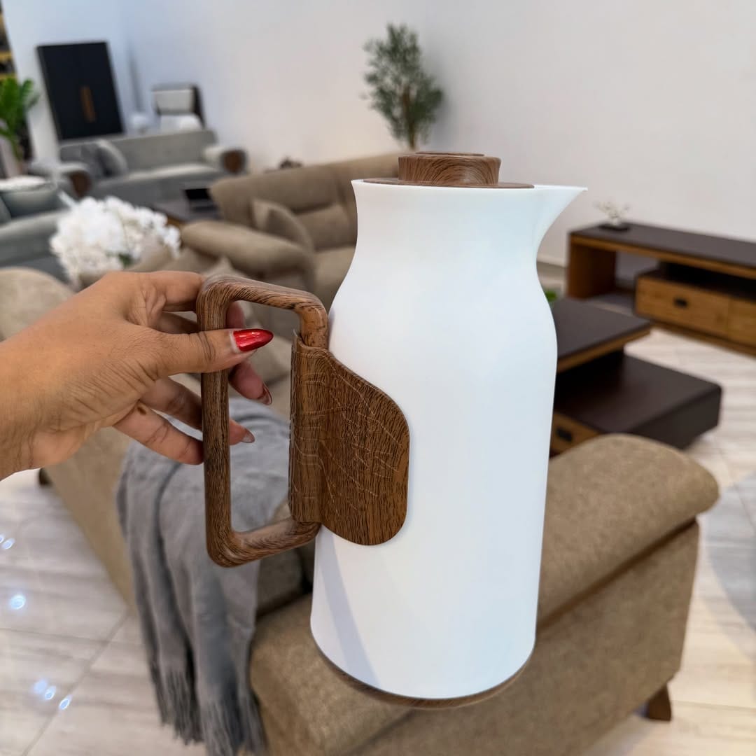 Elegant Vacuum Flask 1L – Hot & Cold Thermal Insulated Flask