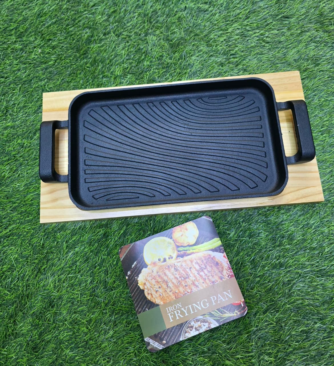 Cast Iron Sizzling plate Grill Pan & Steak Plate –Wooden Base