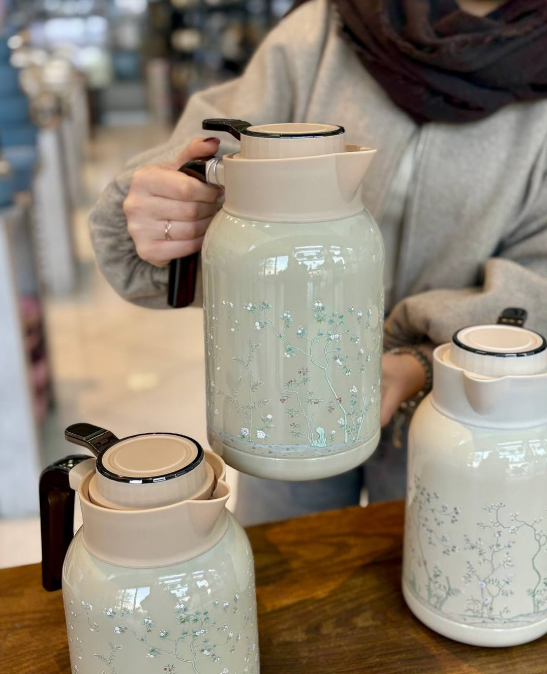 Feenik 2L Vacuum Flask | Unbreakable Insulated Flask, Keeps Hot 24 Hours