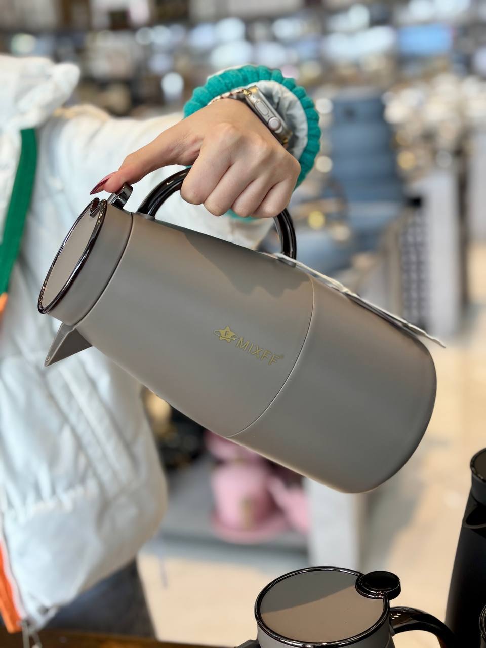Feenik 2L Vacuum Flask | Unbreakable Insulated Flask, Keeps Hot 24 Hours