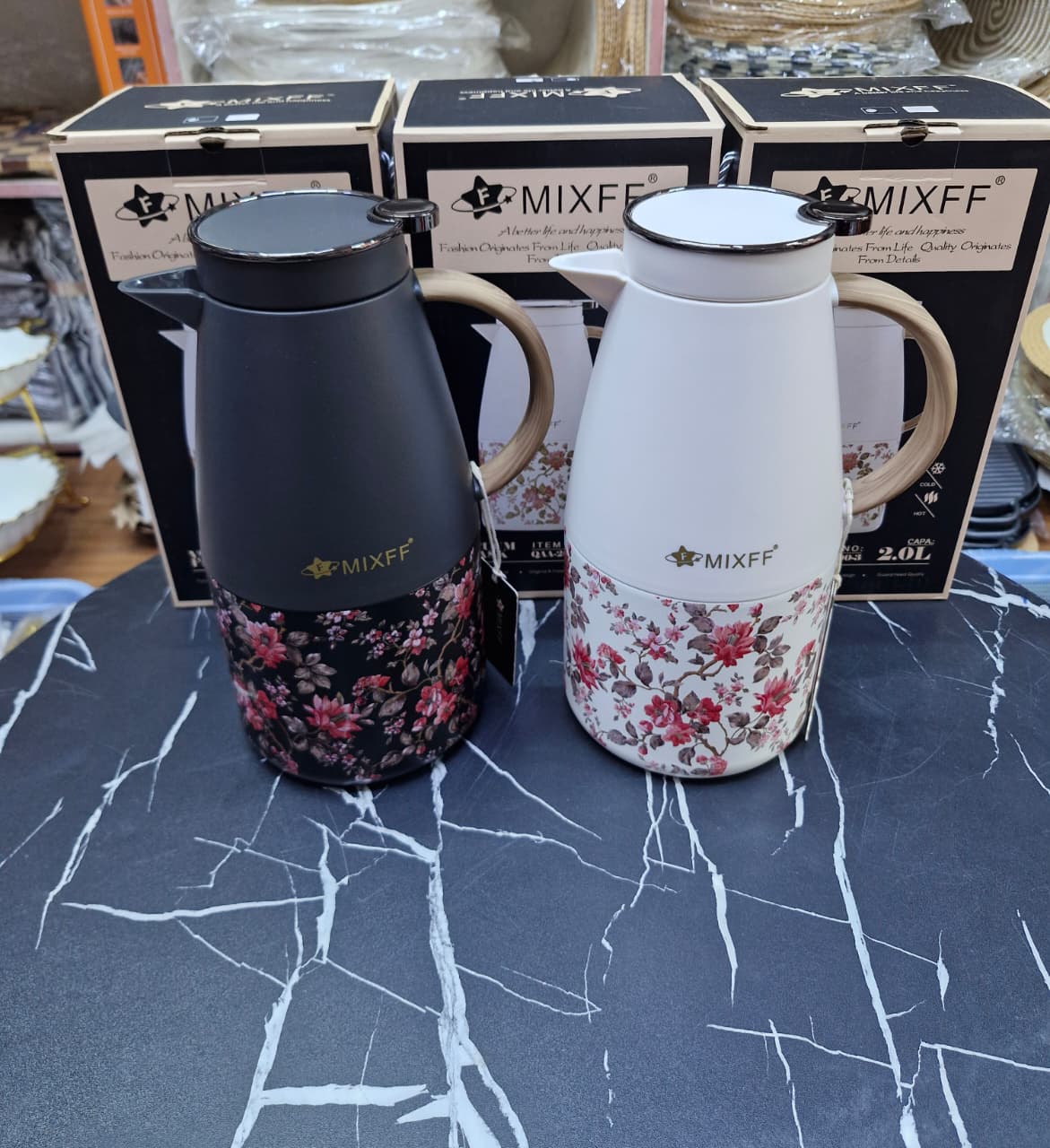 Feenik 2L Vacuum Flask | Unbreakable Insulated Flask, Keeps Hot 24 Hours