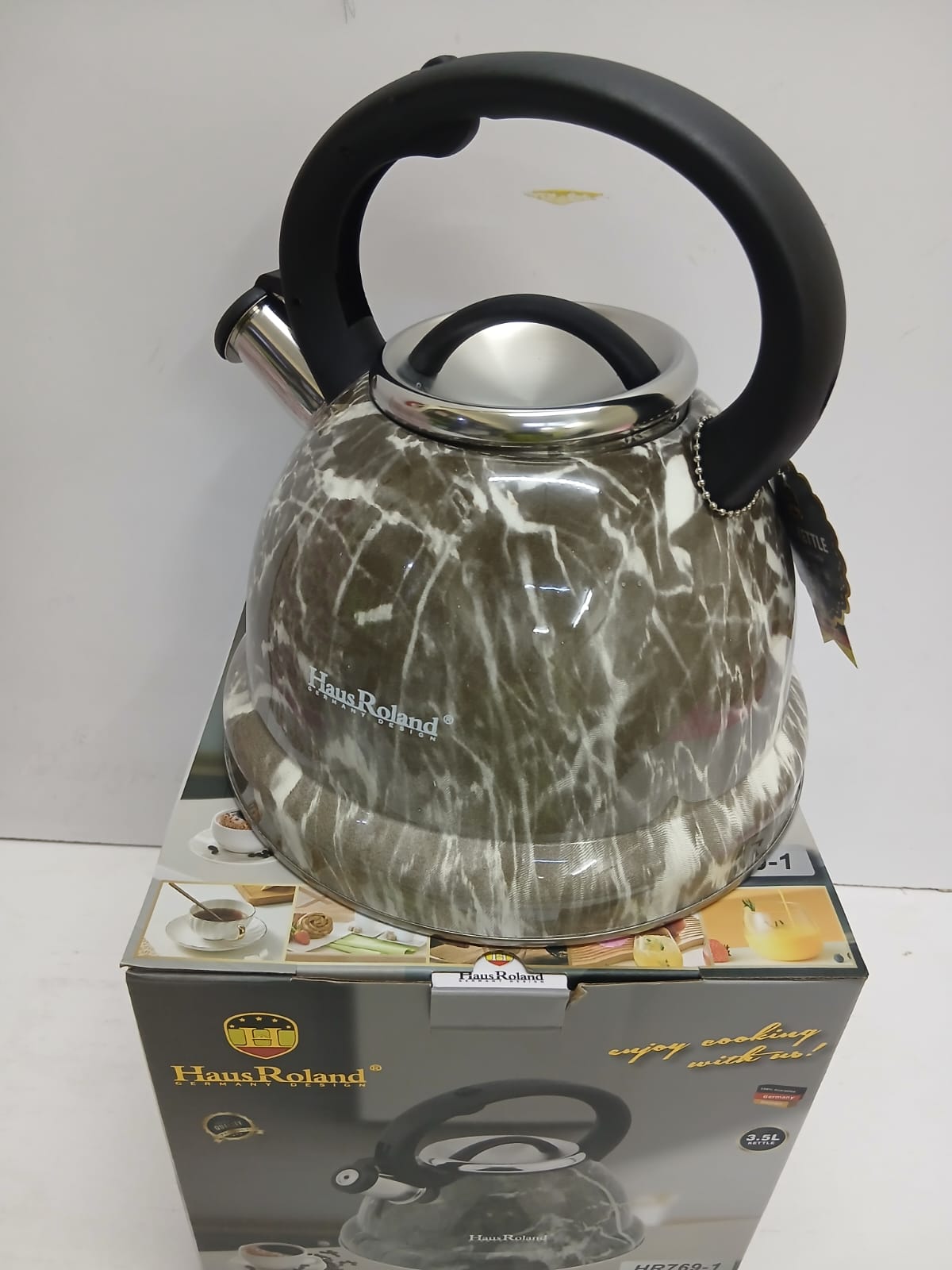 HausRoland Whistling Kettle 3.5L Stainless Steel, Stovetop Tea Kettle with 3-Layer Copper Base for Fast Boiling, Induction, Zinc Alloy Handle