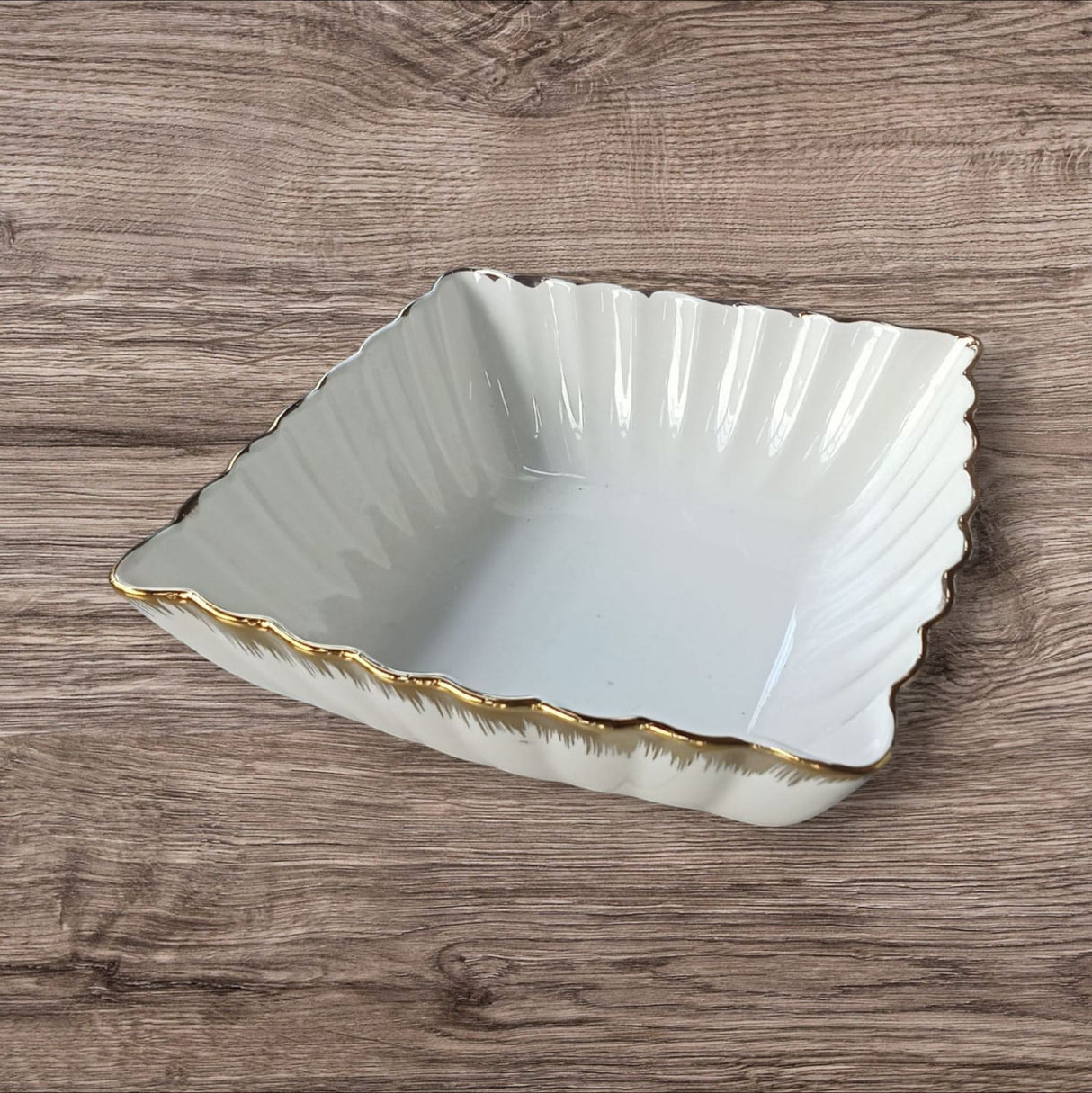 Porcelain gold detail bowl big  1pc