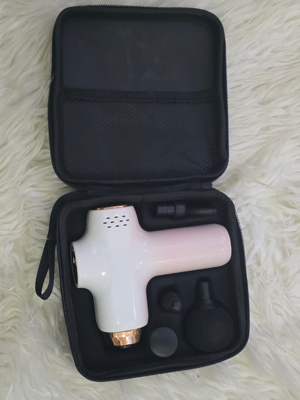 Portable mini Monica massage  gun for women