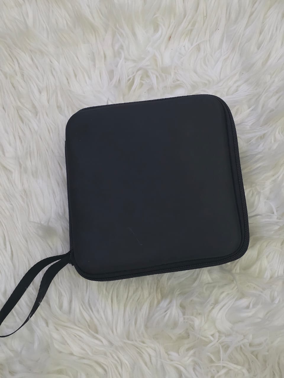 Portable mini Monica massage  gun for women