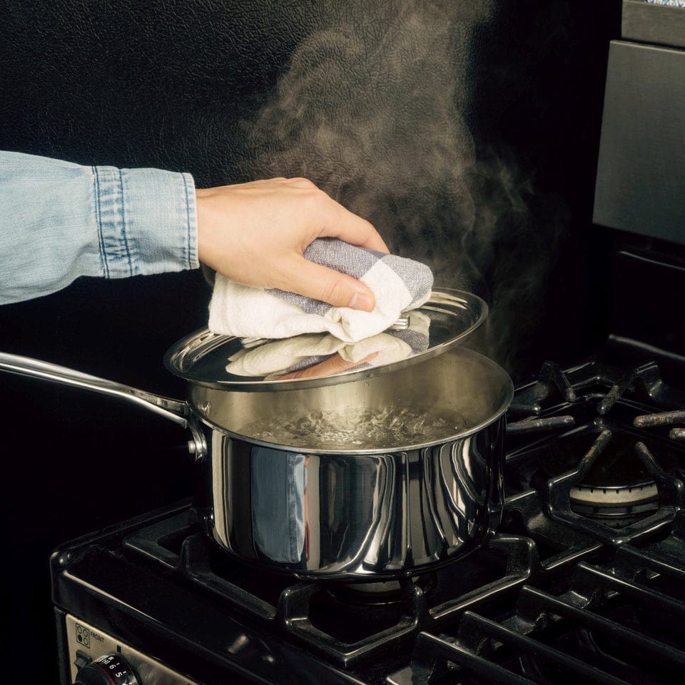 SoulChef Pure Stainless Steel 2.7 Litres Pure Stainless Steel Deep SaucePan with Lid and Long Handle