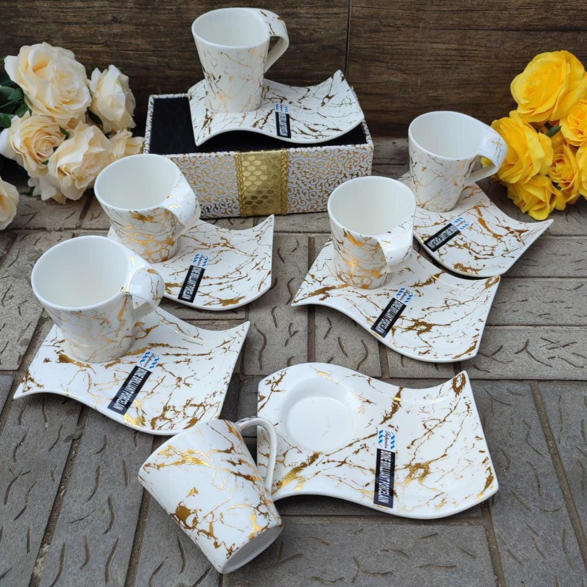 Classy cup saucer set