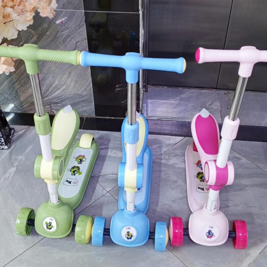 Scooter with seat