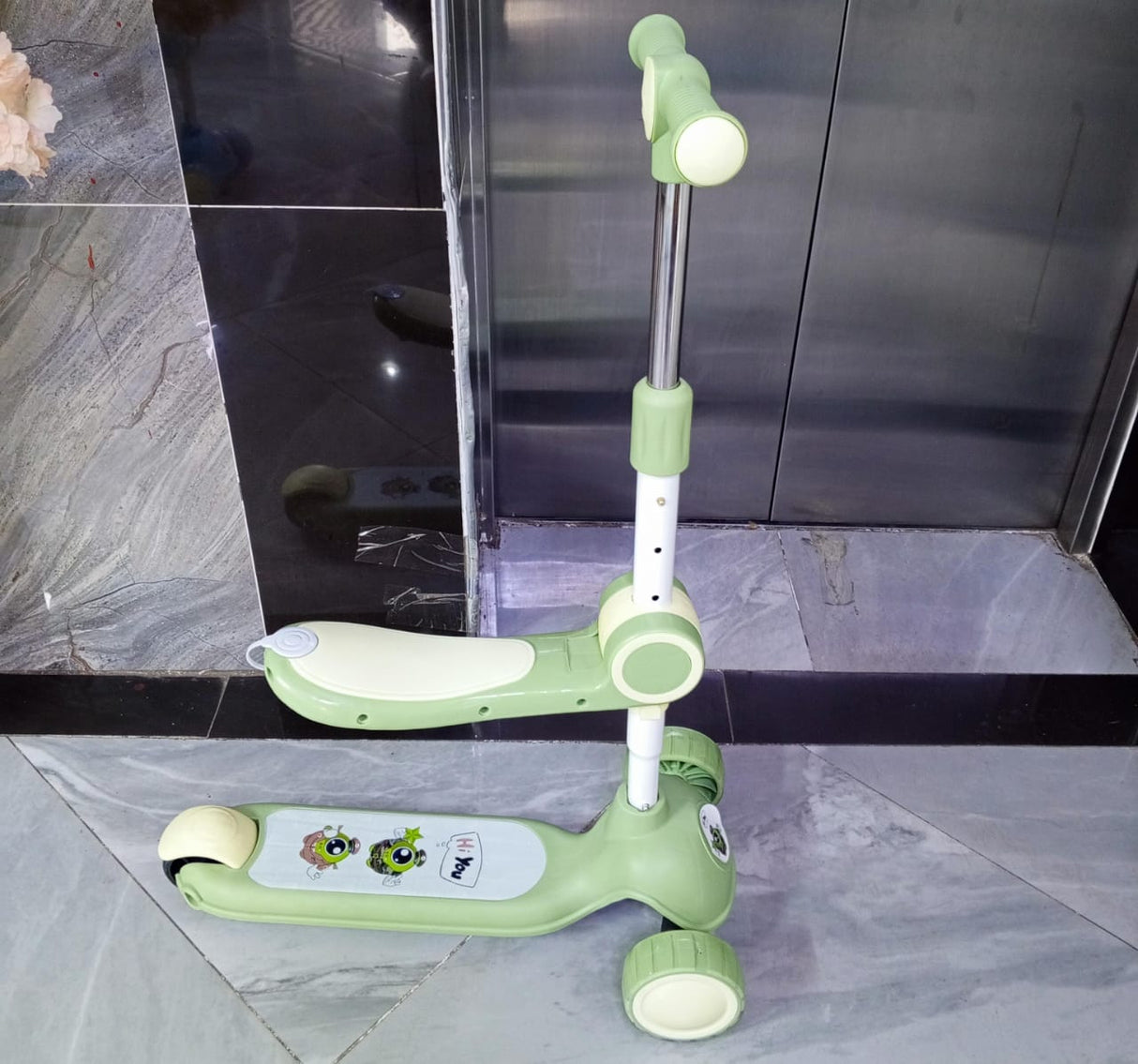 Scooter with seat