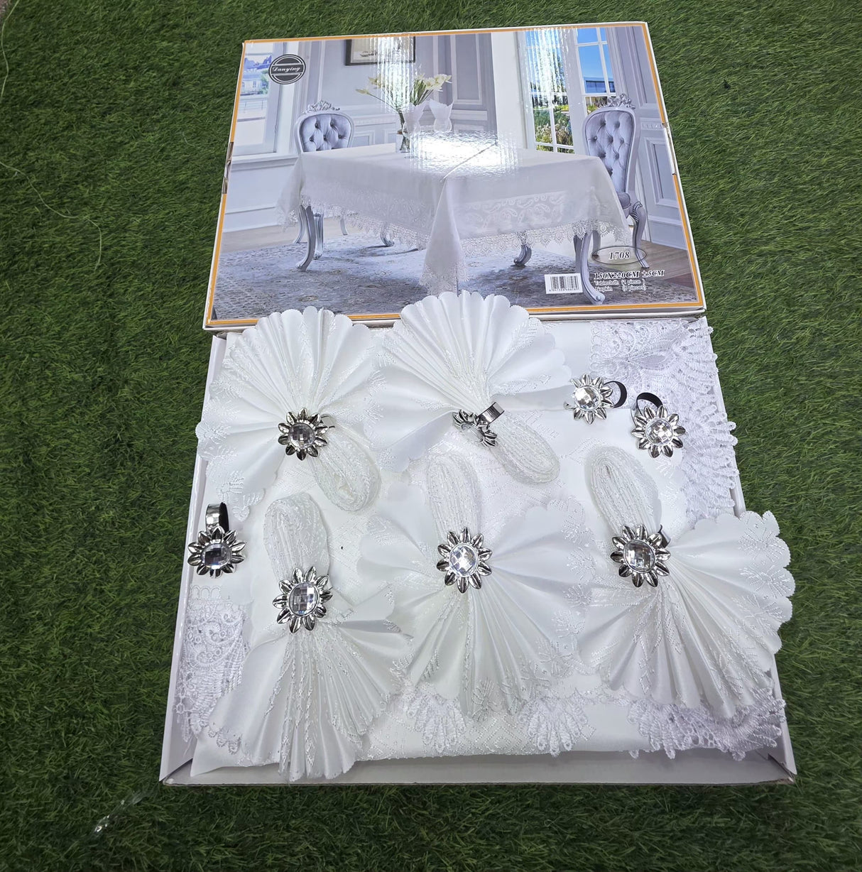 Elegant White Dining Tablecloth Set with Napkins & Rings