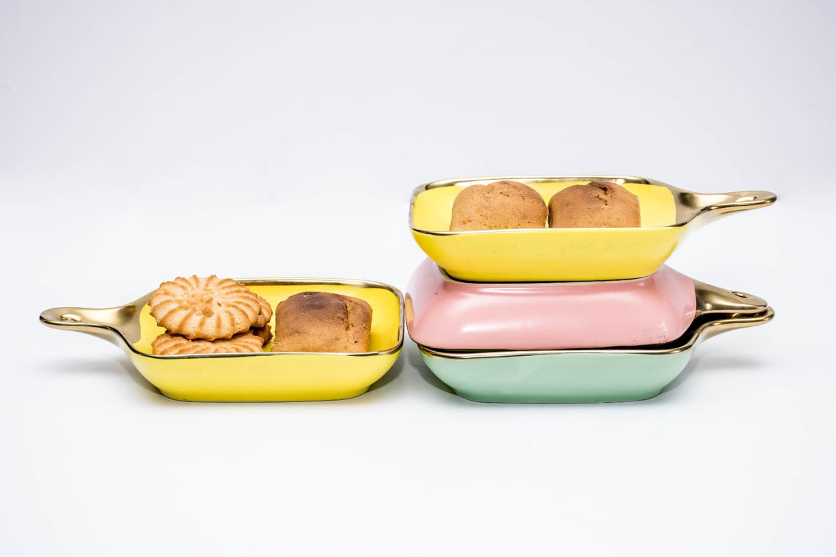 porcelain Gold ring snack plate with handle