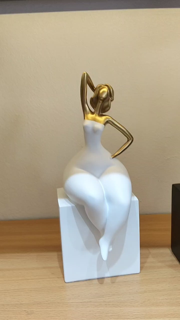 Office/home figure Modeling Resin Table Ornaments