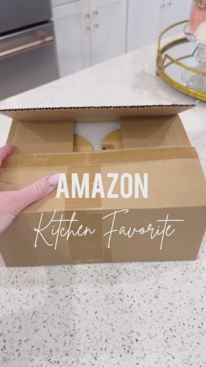 Vintage Clear Glass Coffee Mugs Set of 4 – 400ml Embossed Cups with Bamboo Lids & Metal Spoons for Coffee, Tea & Oatmeal