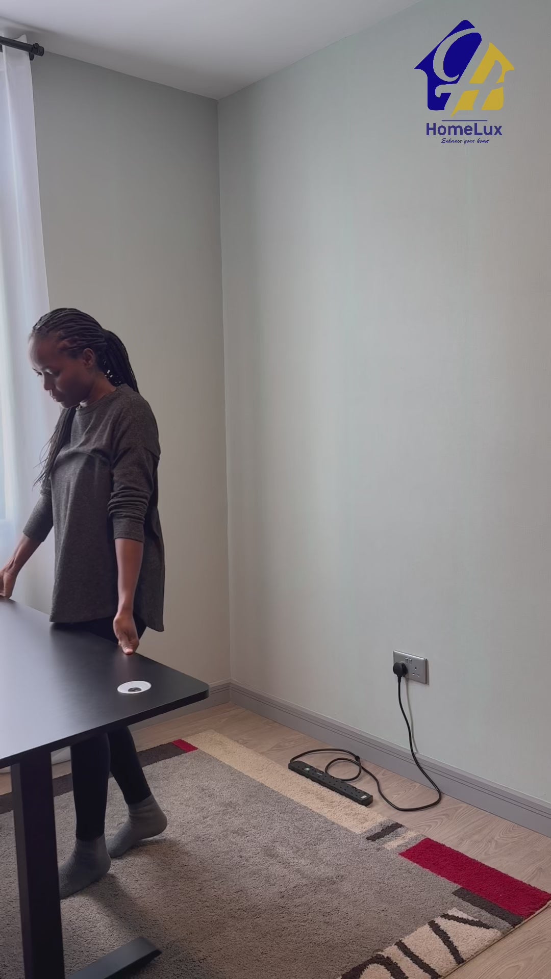 Adjustable Height Electric Standing Laptop Computer Desk  Workstation with Automatic Memory and Intelligent LED Display, 120 * 60